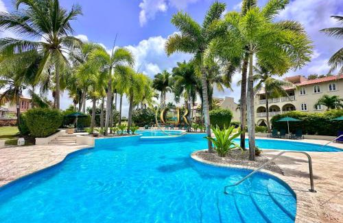 Mount Standfast Villa | Villa 122 Sugar Hill Estate, pools, tennis, gym, 5 mins to beach