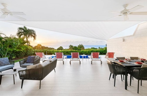 Merlin Bay Villa | Villa ∙ 3 bedrooms ∙ 6 guests