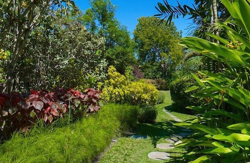 Halcyon Heights Villa | Villa Aliseo | Near Ocean - Located in Tropical Sandy Lane with Private Pool
