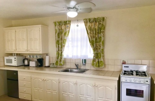 Scarborough Apartment | VILLA MIA Minutes From Miami Beach
