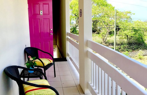 Scarborough Apartment | VILLA MIA Minutes From Miami Beach