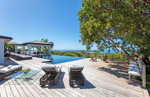 Forest Hills Villa | Villa Sundeck House by Fantasia Villas