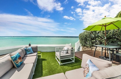 Saint Lawrence Villa | Villa Sunkissed on the beach