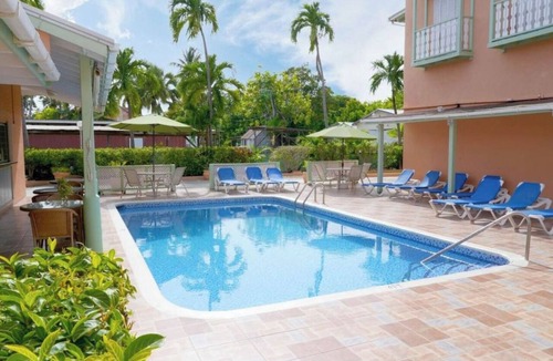 Worthing Apartment | Wake Up Steps from Worthing Beach & Island Charm