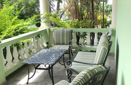 Christie House | Warrens vacation retreat less than12 min our lovely west coast beaches