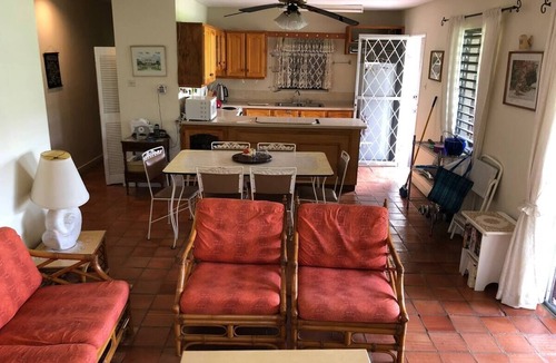 Holetown Cottage | Welcome to your Cosy Caribbean cottage, minutes from the beach.