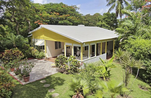 Gibbs Bay Cottage | West Coast Charming 2-bedroom cottage in wonderful Gibbes