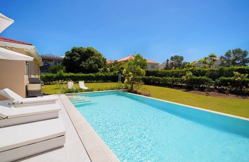 Porters House | West Coast Villa | Walk to Beach | Private Pool - Haynes House