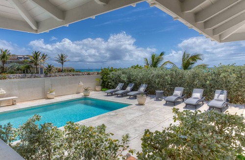 Belair Villa | Whispering Palms