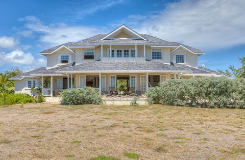 Belair Villa | Whispering Palms