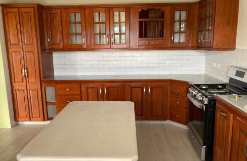 Deanes Apartment | Yellow Doors - Tranquil comfortable retreat