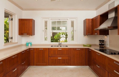 Mullins House | Your Perfect Caribbean Home in Classic Colonial Style