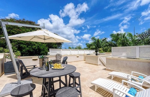 Gibbs Bay House | ZenBreak KingsGate #1, 3 min walk to Gibbs Beach