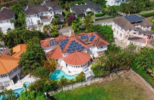 Holder's Hill House | ZenBreak Marzalea Villa 5bd