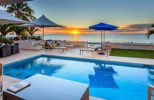 Fitts Village House | ZenBreak Nirvana is a luxury contemporary 5 bedroom beachfront villa