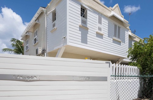 Prospect House | ZenBreak Radwood Villa is a 3 bedroom beachfront home on the West Coast