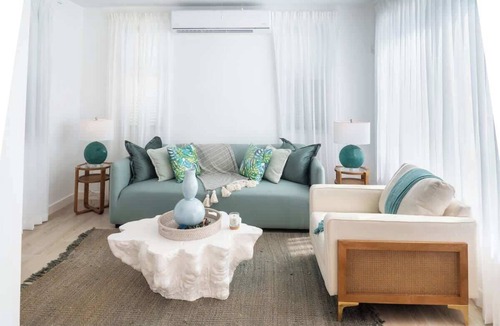 Mount Standfast House | ZenBreak The Nest at Garden Grove 2Bd