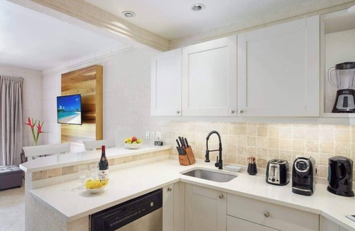 Westmoreland Apartment | ZenBreak Westmoreland Sago 113