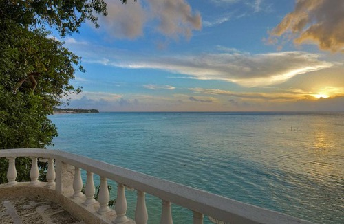 Merlin Bay House | ZenBreak Whitegates is a luxury 4 bedroom beachfront villa on the West Coast