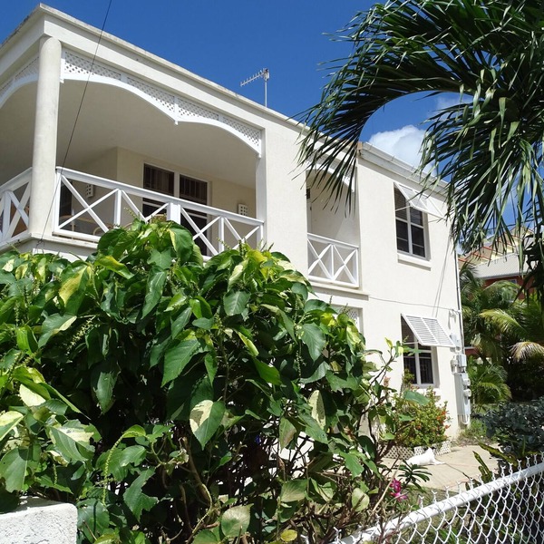 Beautiful west coast apartment amazing sunset views 5 minute walk to the beach.