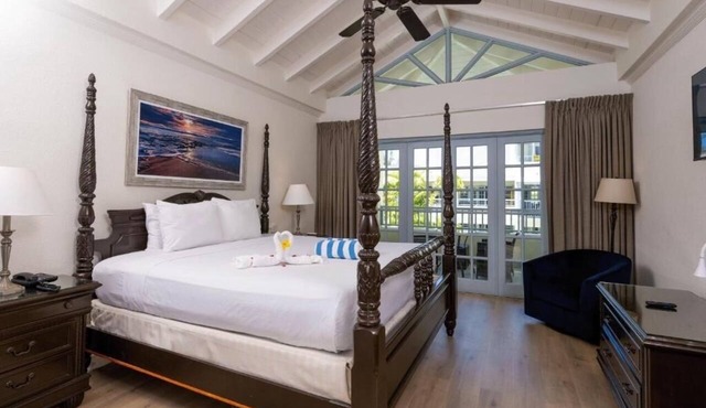 2 Beachfront Units w/Balcony | 0.5 mile to Barbados Museum & Historical Society in Bridgetown