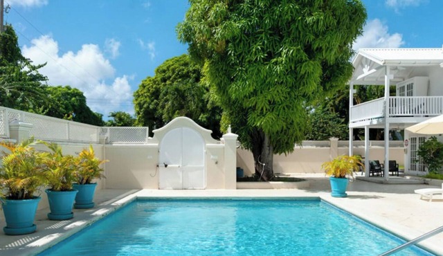 3BR Holetown Near to Beach, Mango Court - by ZenBreak