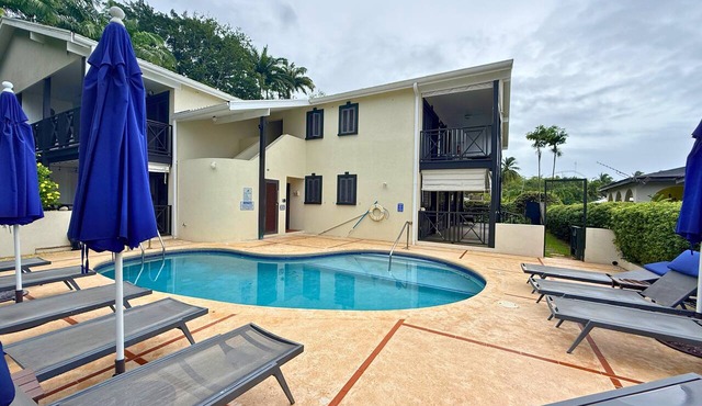 5-Min Beach Walk | Holetown 1BR, Pool, AC, Sunset Terrace | Ixora Apartment
