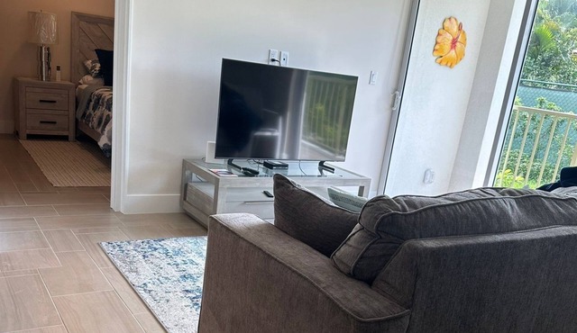 Beautiful Barbados - Two Bedroom Condo steps from the beach in St. Peter