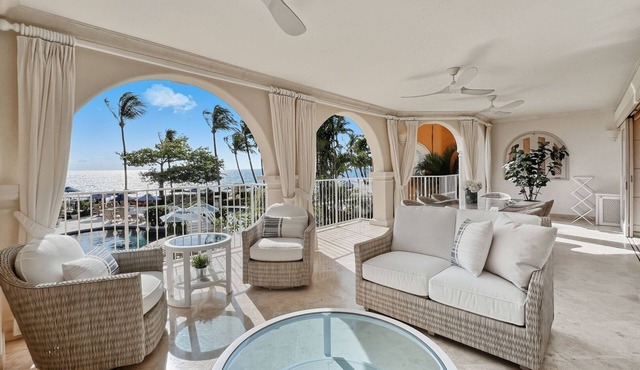 Chic Beachfront 2-bed - Saint Peter's Bay 208