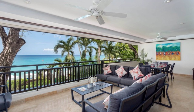 Coral Cove 5 | Sea-View Apartment, Paynes Bay in Saint James
