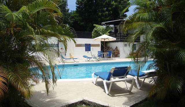 Family-friendly 1-bedroom Ground Floor Apartment. 25% discounted green fees!