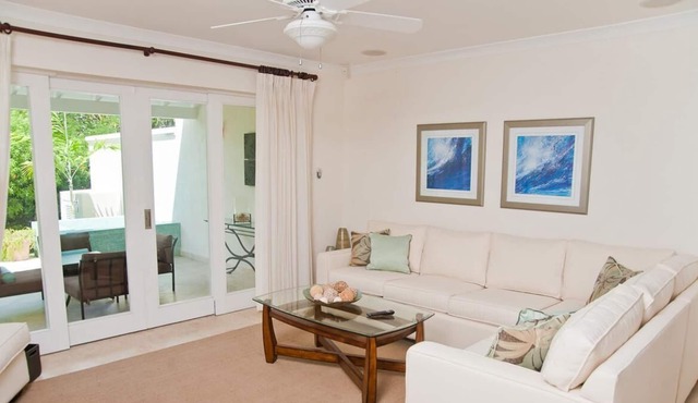 Palisades 6A in Christ Chruch by Personal Villas - Walking Distance to Enterprise Beach in Enterprise