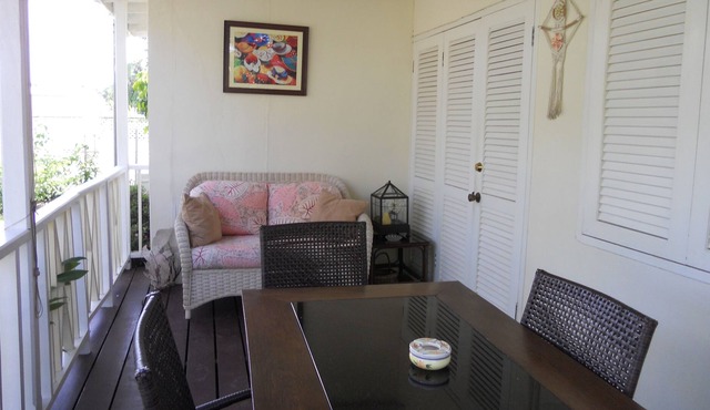 REDUCED TO GBP455 PER WEEK 08 Feb - 15 March 2022. in St. James