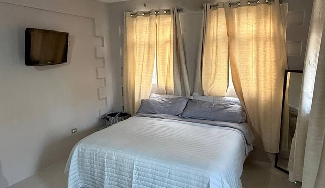 Short Term Embassy Studio Rental - Economical