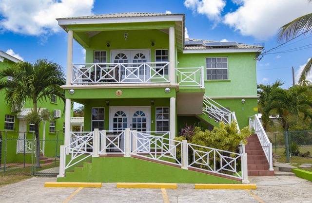 186 m² Apartment ∙ 3 bedrooms ∙ 6 guests