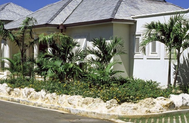 Battaleys Mews 12 - Near Ocean - Located in Tropical Mullins Bay with Private Pool in Speightstown
