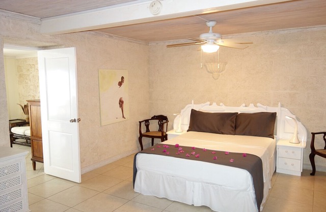 Beachfront 2 bedroom apt. No. 1 on the white sand beach of Silver Sands