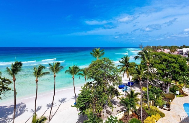 Modern Beachfront Condo with Pool - Sapphire 517