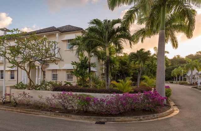 Shimmers, stunning, stylish West Coast Villa