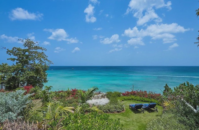 Stunning 6Bedroom Exotic Pool Villa In Barbados