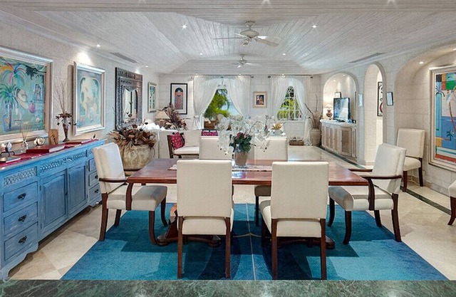 Stylish Beach Front Apartment