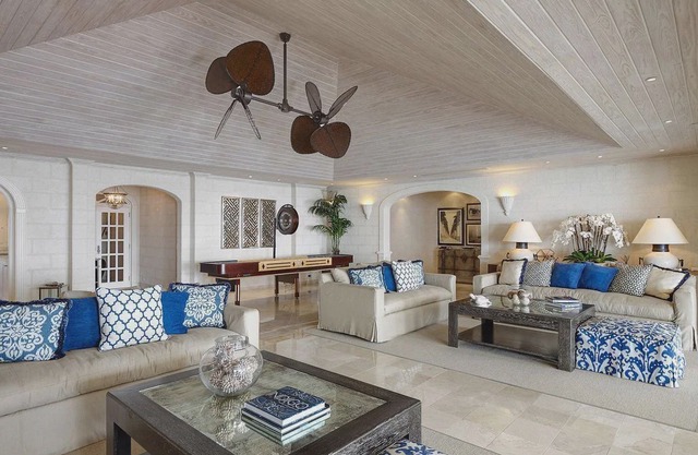 Stylish Old Trees 4Br Pool Villa In Barbados