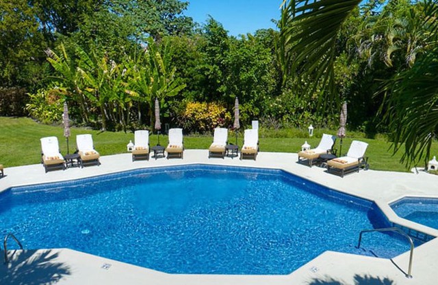 Villa Aliseo - Near Ocean - Located in Tropical Sandy Lane with Private Pool