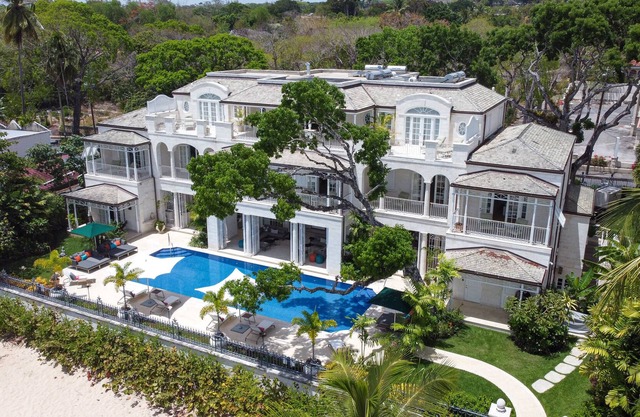Villa Kiko in Saint James by Personal Villas - Gorgeous Oversized Swimming Pool