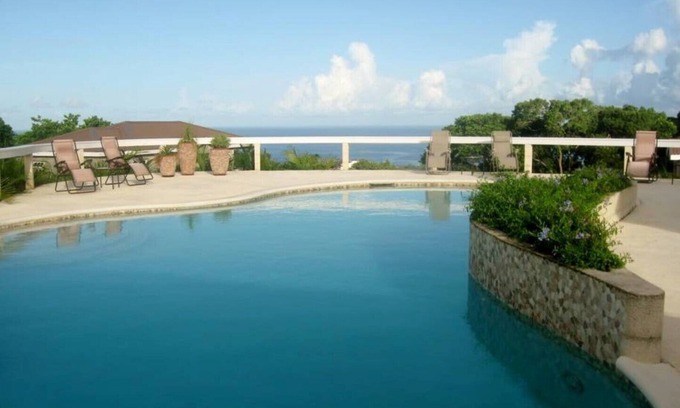 Sion Hill House | 2 bed country plantation apartment