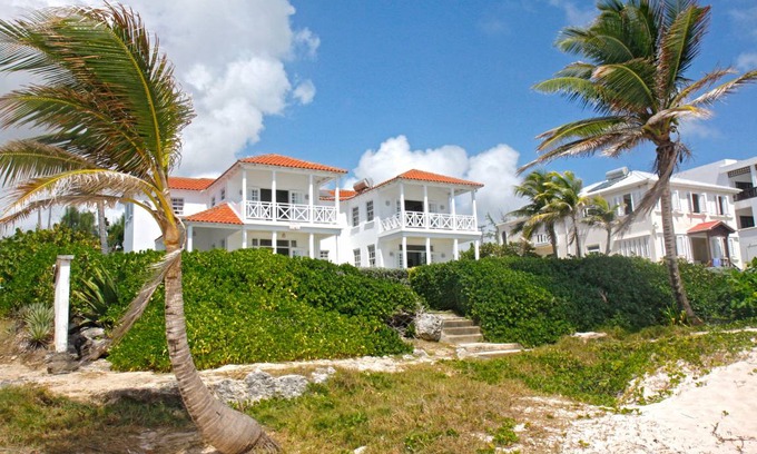 Silver Sands Villa | 251 m² Villa ∙ 3 bedrooms ∙ 6 guests