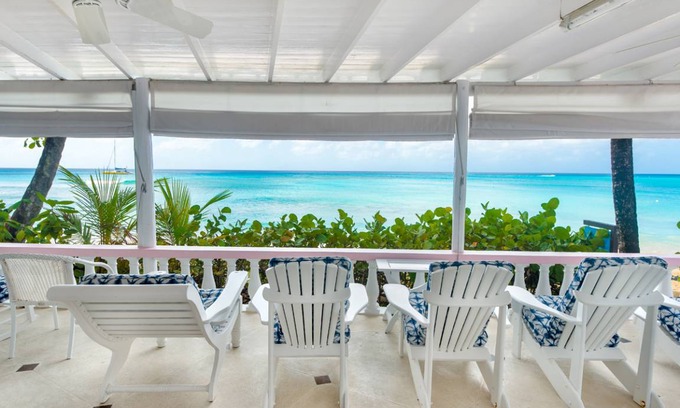 Mullins Villa | 254 m² Villa ∙ 4 bedrooms ∙ 8 guests