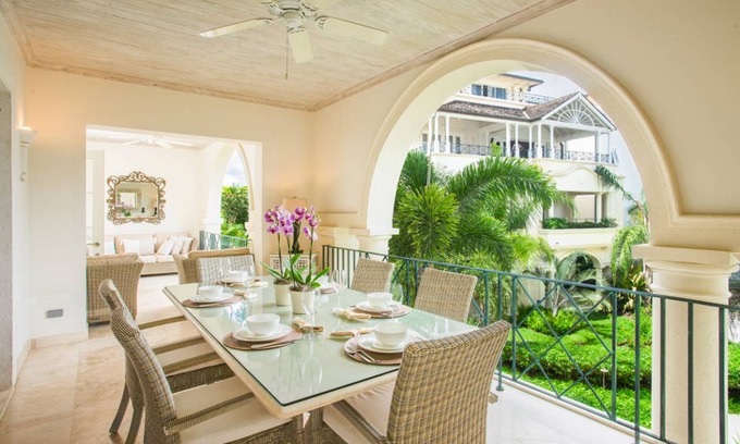 Schooner Bay Apartment | Apartment ∙ 3 bedrooms ∙ 6 guests