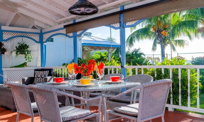 Bridgetown House | Banyan Beach House Villa