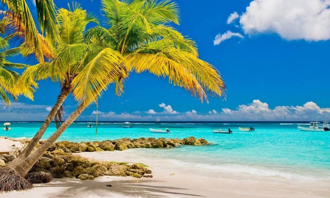Blue Waters House | Barbados Escape: Kitchenette, Outdoor Pool, Free Beach Sunbeds, Great Views!